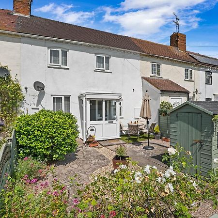 Cottage In Worcestershire Evesham Room photo
